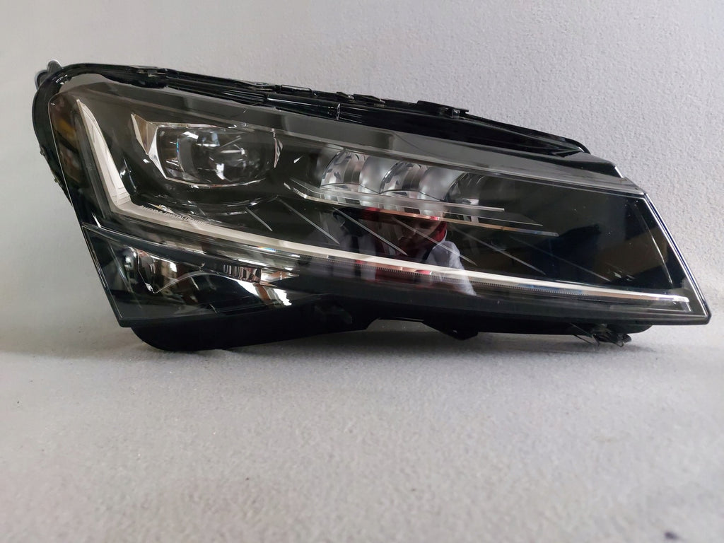 Frontscheinwerfer Skoda Superb III 3V1941016D LED Rechts Scheinwerfer Headlight