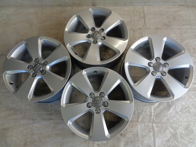 4x Alufelge 17 Zoll 7.5" 5x112 51ET Glanz Silber 8V0601025BK Audi A3 Rim Wheel FEL3062136232xl