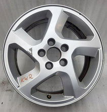Laden Sie das Bild in den Galerie-Viewer, 1x Alufelge 16 Zoll 6.5" 5x108 52 5ET Glanz Silber 31202052 Volvo S40 Rim Wheel FEL9370559609uc