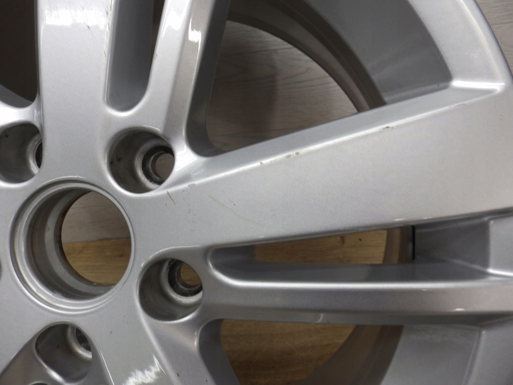 1x Alufelge 16 Zoll 6.5" 5x112 50ET Glanz Silber 5K0601025AM VW Golf Vi FEL3373654308fl