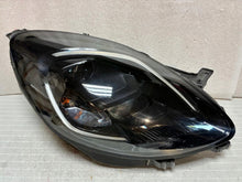 Laden Sie das Bild in den Galerie-Viewer, Frontscheinwerfer Ford Puma L1TB-13E014-GJ Rechts Scheinwerfer Headlight SCH1391011105zw