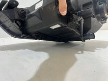 Load image into Gallery viewer, Frontscheinwerfer Hyundai Veloster 92102-2V030 LED Rechts Scheinwerfer Headlight