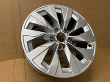 Load image into Gallery viewer, 1x Alufelge 16 Zoll 7.5" 5x112 43ET Glanz Silber 8Y0601025T Audi A3 Rim Wheel FEL6276979960jw