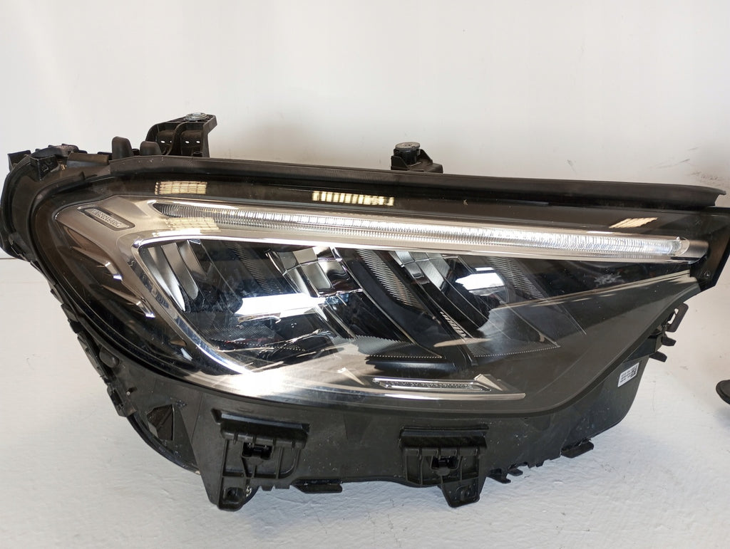 Frontscheinwerfer Mercedes-Benz Glc A2549061500 LED Rechts oder Links SCH4055844331hx
