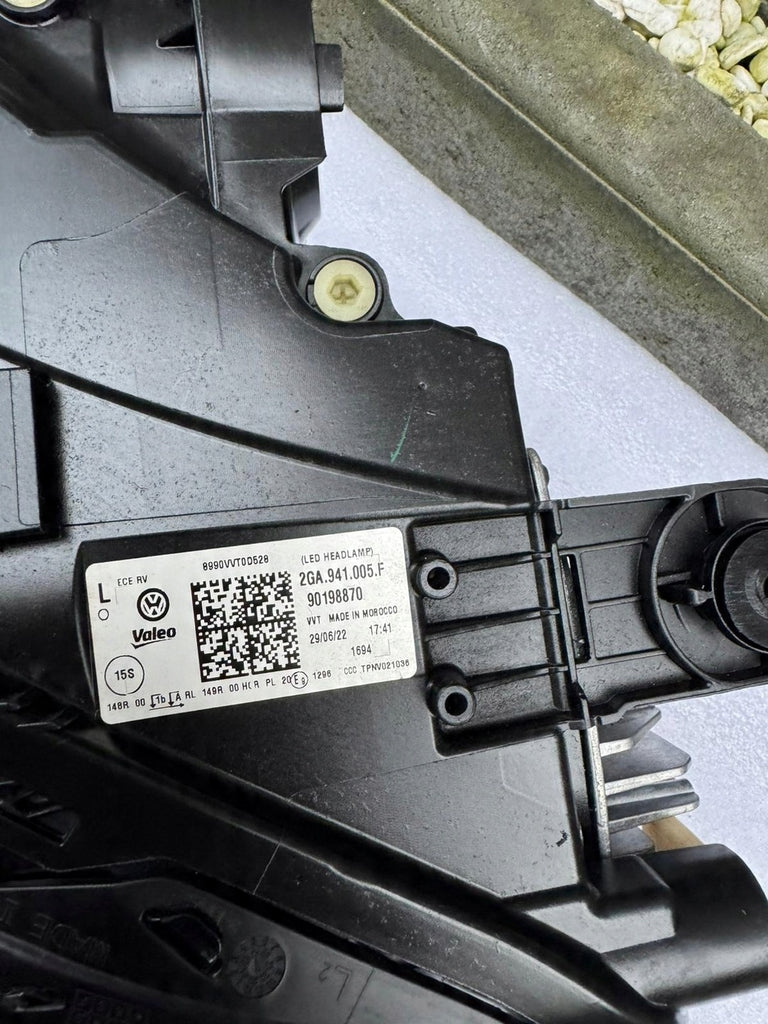 Frontscheinwerfer VW T-Roc 2GA941005F Links Scheinwerfer Headlight