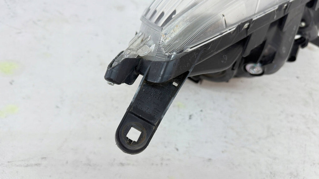 Frontscheinwerfer Mitsubishi Space Star 8301C193 Links Scheinwerfer Headlight