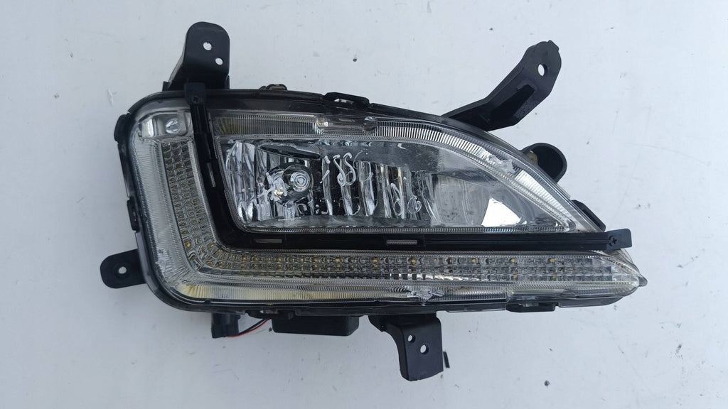 Frontscheinwerfer Hyundai Tucson 92202D7600 Rechts Scheinwerfer Headlight SCH4401071497bj