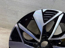 Laden Sie das Bild in den Galerie-Viewer, 1x Alufelge 18 Zoll 5x114.3 PW4574204 Toyota Rim Wheel FEL2024997602ru