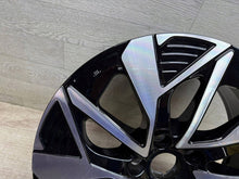 Laden Sie das Bild in den Galerie-Viewer, 1x Alufelge 18 Zoll 5x114.3 PW4574204 Toyota Rim Wheel FEL2024997602ru