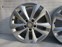 Laden Sie das Bild in den Galerie-Viewer, 4x Alufelge 17 Zoll 7.0" 5x112 48 5ET Silber A2054018000 Mercedes-Benz W205 FEL2793910542py