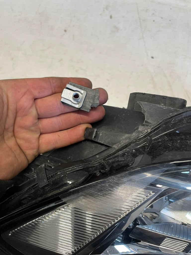 Frontscheinwerfer VW Touran 5TB941035 LED Links Scheinwerfer Headlight