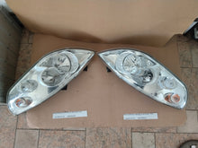 Laden Sie das Bild in den Galerie-Viewer, Frontscheinwerfer Renault Master III 260108202R Ein Satz Scheinwerfer Headlight SCH4969510048qs