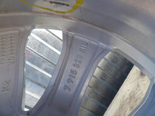Load image into Gallery viewer, 1x Alufelge 17 Zoll 7.5" 5x112 Glanz 7915323 BMW 5 G31 G30 Rim Wheel FEL6591686725bq