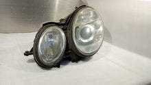 Laden Sie das Bild in den Galerie-Viewer, Frontscheinwerfer Mercedes-Benz W211 154359-01 Links Scheinwerfer Headlight SCH7183479924il