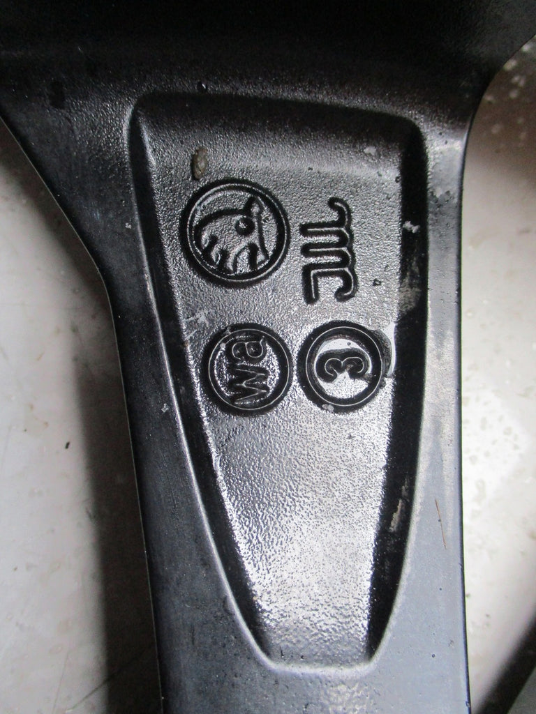 1x Alufelge 16 Zoll 7.0" 5x100 46ET Glanz Graphit 6V0601025J Mg Fabia Iii