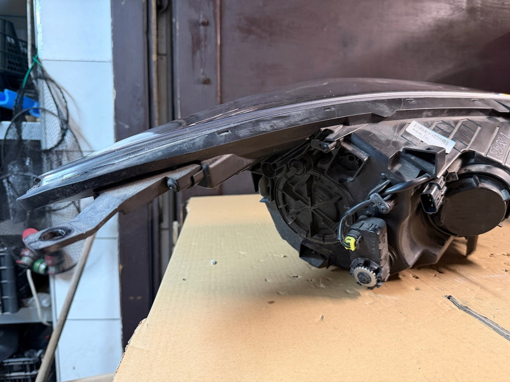 Frontscheinwerfer Hyundai I I40 Links Scheinwerfer Headlight SCH1628078958bn