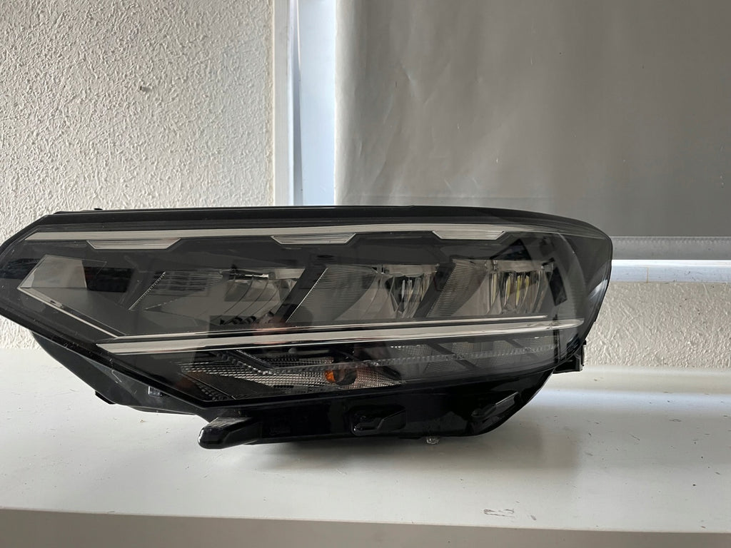 Frontscheinwerfer VW Passat B8 3G1941035Q Full LED Ein Stück (Rechts oder Links) SCH6544680449kg