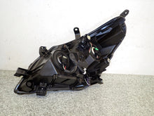 Load image into Gallery viewer, Frontscheinwerfer Toyota Verso Rechts Scheinwerfer Headlight SCH8707469766tg