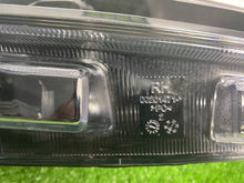 Laden Sie das Bild in den Galerie-Viewer, Frontscheinwerfer Ford Focus JX7B-13E014-AE Full LED Rechts Headlight