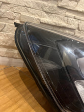 Laden Sie das Bild in den Galerie-Viewer, Frontscheinwerfer Ford Focus JX7B-13E014-CE Full LED Rechts Headlight SCH9776222757uf