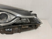 Laden Sie das Bild in den Galerie-Viewer, Frontscheinwerfer Toyota Yaris 0D-197 0D-198 0D-199 0D-200 III0D-197 LED Rechts SCH8453732592yv