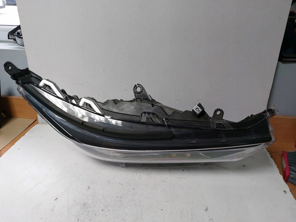 Frontscheinwerfer Toyota V LED Rechts Scheinwerfer Headlight SCH2503805407wl