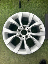 Laden Sie das Bild in den Galerie-Viewer, 1x Alufelge 17 Zoll 7.5" 5x120 6789141-2 BMW Rim Wheel FEL6795340115nq