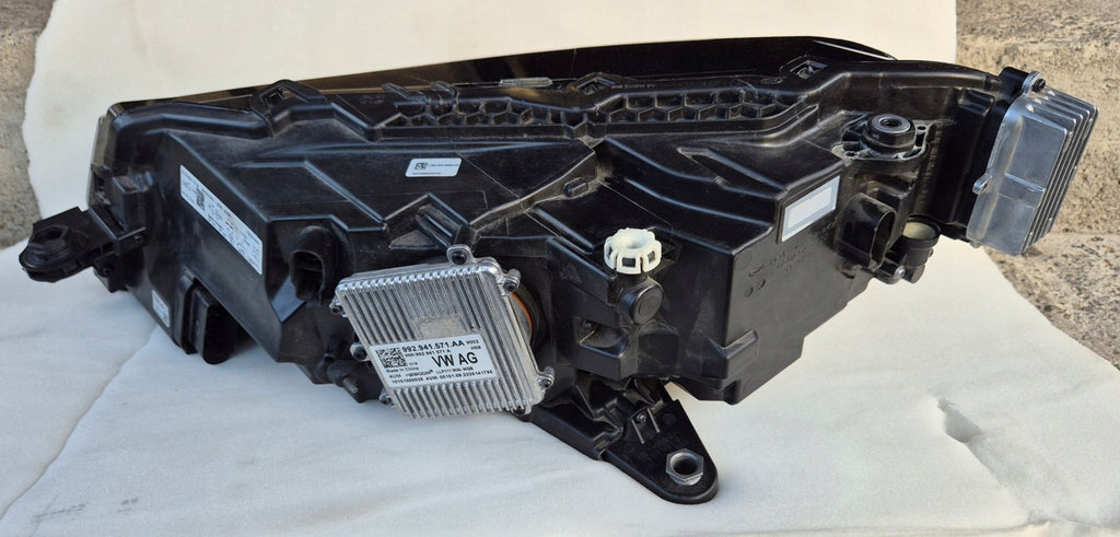 Frontscheinwerfer Skoda Superb III LED Rechts Scheinwerfer Headlight