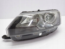 Laden Sie das Bild in den Galerie-Viewer, Frontscheinwerfer Skoda Rapid 5JB941015A Links Scheinwerfer Headlight SCH3095938871to