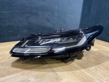 Laden Sie das Bild in den Galerie-Viewer, Frontscheinwerfer Land Rover Range I Evoque L551 K8D213W030BF Links Headlight SCH7864367120bf