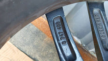 Load image into Gallery viewer, 1x Alufelge 18 Zoll 7855082 BMW 5 G31 G30 Rim Wheel FEL5363994719xs