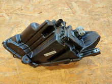 Laden Sie das Bild in den Galerie-Viewer, Frontscheinwerfer Ford VI JR3B13005 LED Rechts Scheinwerfer Headlight