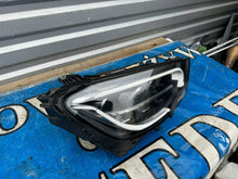 Laden Sie das Bild in den Galerie-Viewer, Frontscheinwerfer Mercedes-Benz Glc A2539067001 Rechts Scheinwerfer Headlight SCH2232997776dx