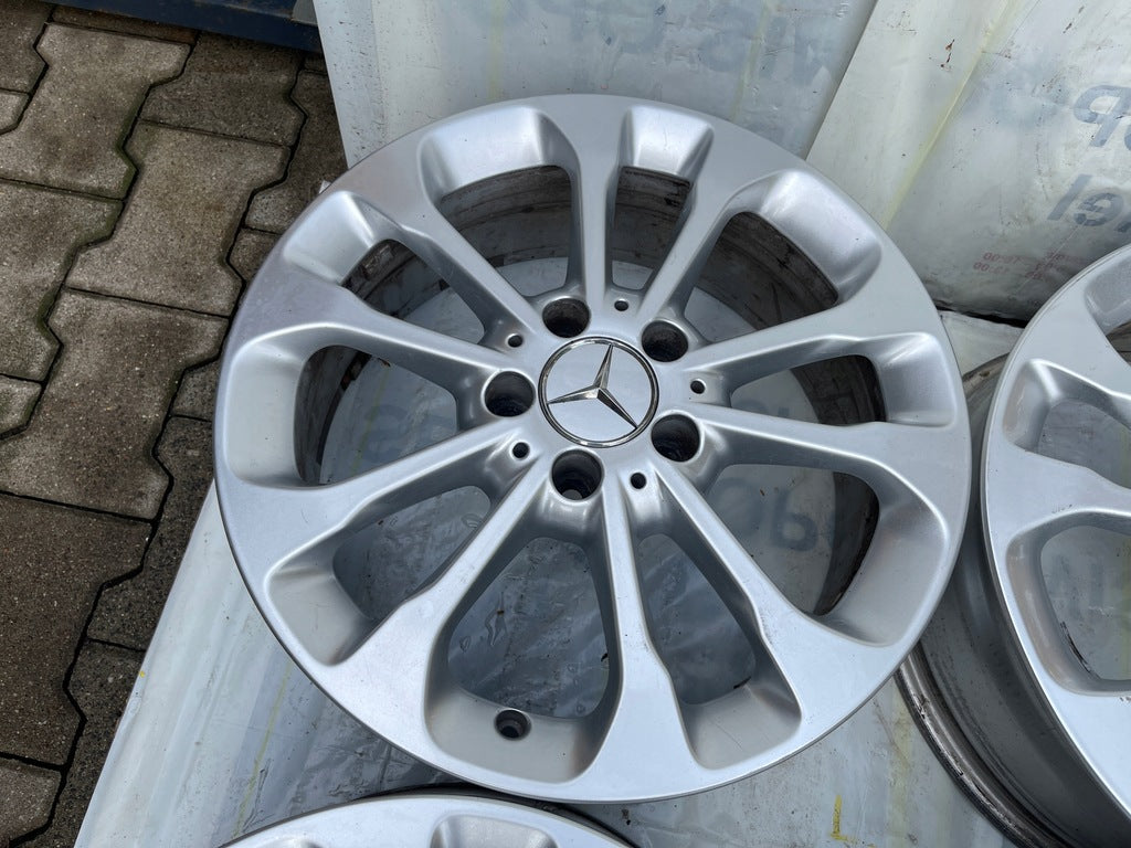 4x Alufelge 17 Zoll 6.5" 5x112 38ET Silber 1564011700 Mercedes-Benz Glb Gla FEL7719491080bo