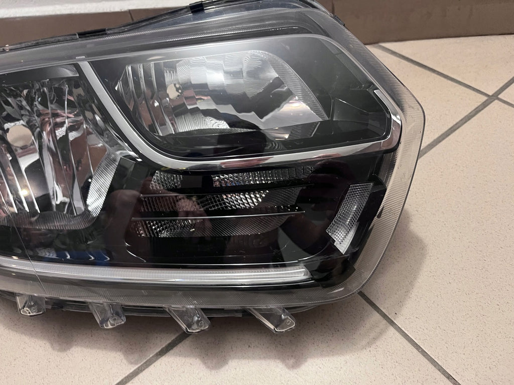 Frontscheinwerfer Dacia Duster 260101133R 260101133 LED Rechts Headlight SCH4677291937ko