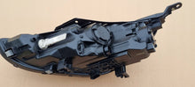 Laden Sie das Bild in den Galerie-Viewer, Frontscheinwerfer Hyundai I30 III 92102-G4020 Rechts Scheinwerfer Headlight SCH4423243307yk