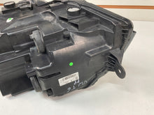 Load image into Gallery viewer, Frontscheinwerfer VW Transporter 7E1941016AB Rechts Scheinwerfer Headlight