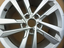 Load image into Gallery viewer, 1x Alufelge 17 Zoll 8.0&quot; 5x112 8Y0601025E Audi A3 Rim Wheel