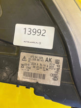 Laden Sie das Bild in den Galerie-Viewer, Frontscheinwerfer Audi A6 C6 4F0941029 Xenon Links Scheinwerfer Headlight