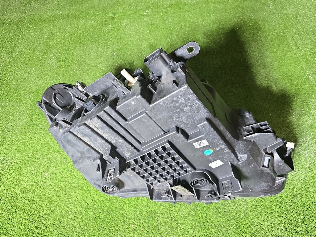 Frontscheinwerfer BMW X1 F48 90146779 7495003-06 LED Rechts oder Links SCH8515154173gl