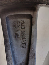 Load image into Gallery viewer, 1x Alufelge 18 Zoll 8.0" 5x112 44ET 3V0601025R Skoda Superb Rim Wheel FEL2944093482jw
