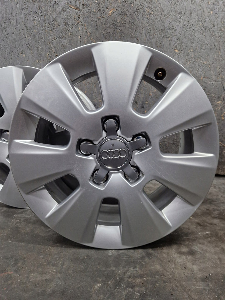 4x Alufelge 15 Zoll 6.0" 5x112 47ET Glanz Silber 8PO601025 Audi Rim Wheel