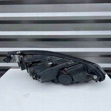 Load image into Gallery viewer, Frontscheinwerfer VW Golf VIII 0844111BM Links Scheinwerfer Headlight SCH5682994657ub