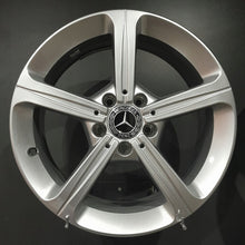 Laden Sie das Bild in den Galerie-Viewer, 4x Alufelge 17 Zoll 6.5" 5x112 44ET Glanz Silber A1774011200 Mercedes-Benz W177 FEL2954822553kf
