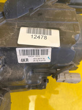 Laden Sie das Bild in den Galerie-Viewer, Frontscheinwerfer Mitsubishi Outlander III 8301C8-64 LED Rechts Headlight