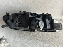 Load image into Gallery viewer, Frontscheinwerfer Seat Ateca 90117433 576941007D LED Links Headlight