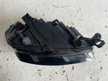 Load image into Gallery viewer, Frontscheinwerfer Skoda Fabia IV 6VB941015 LED Links Scheinwerfer Headlight SCH4303995850gv