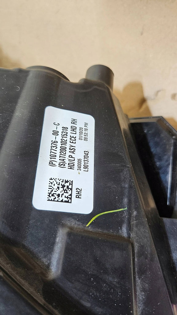 Frontscheinwerfer Tesla Model 3 1077376-00-C Rechts Scheinwerfer Headlight