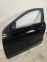 Load image into Gallery viewer, Tür Mercedes-Benz W176 A1767220110 Vorne Links Schwarz Door Porta Porte