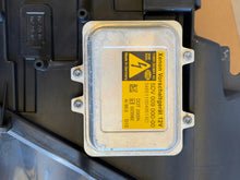 Laden Sie das Bild in den Galerie-Viewer, Frontscheinwerfer BMW E60 E61 Links Scheinwerfer Headlight SCH2322376815xm